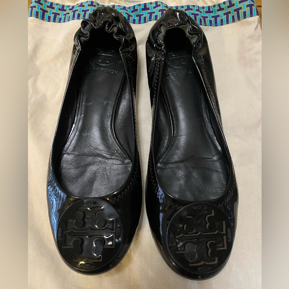 Tory Burch Patent Leather, fit like sz 8